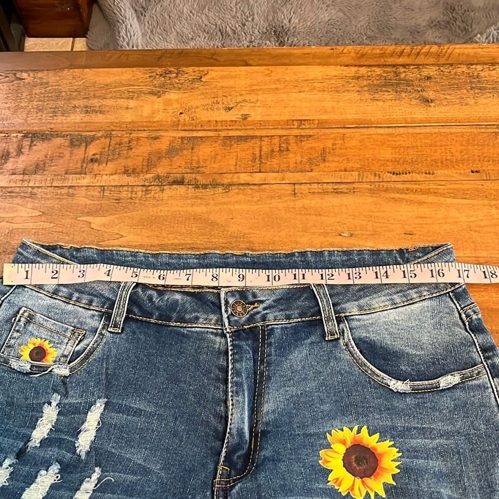 Patchwork Jeans distressed patch sunflower jeans - image 4
